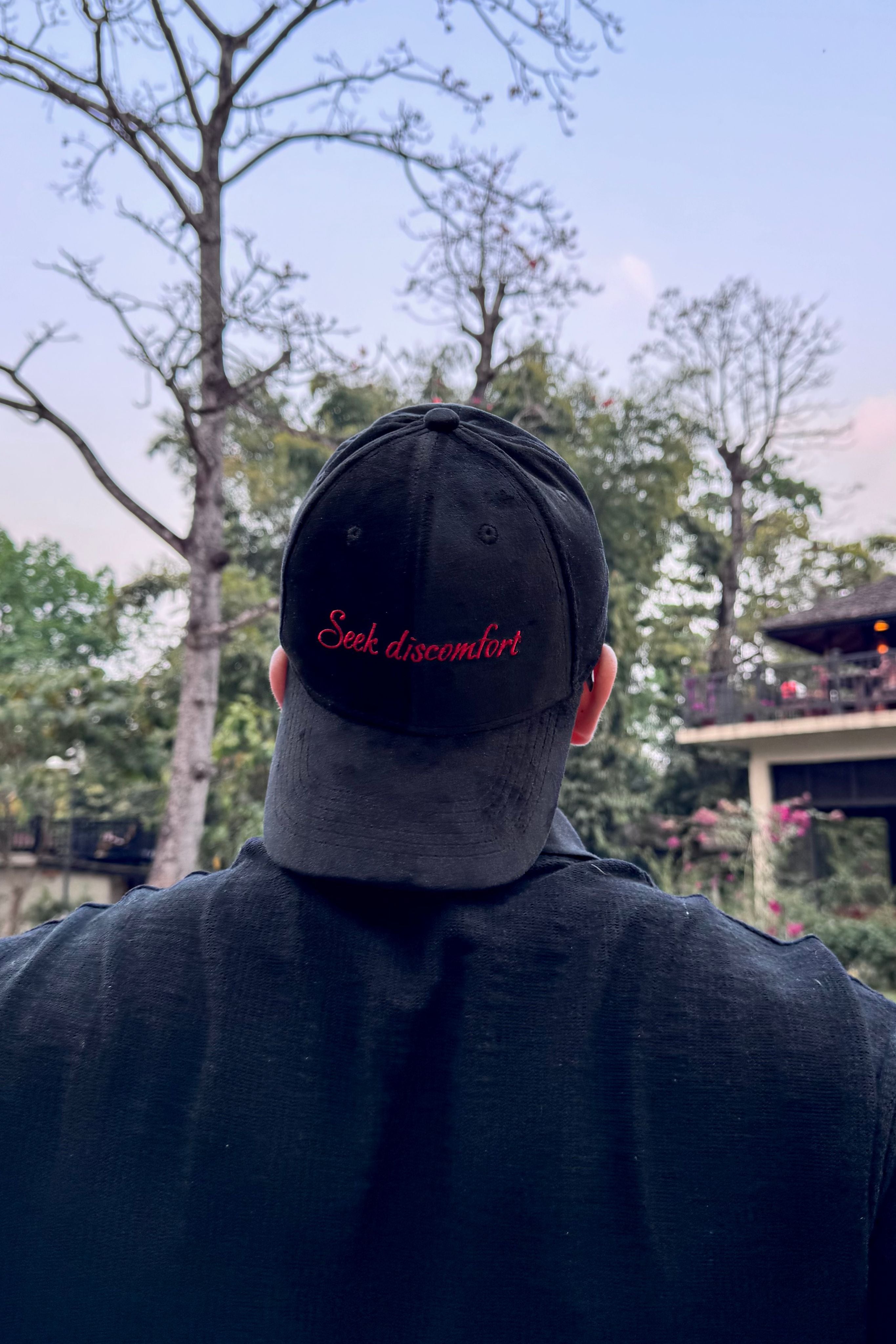 Seek discomfort - Black suede unisex cap