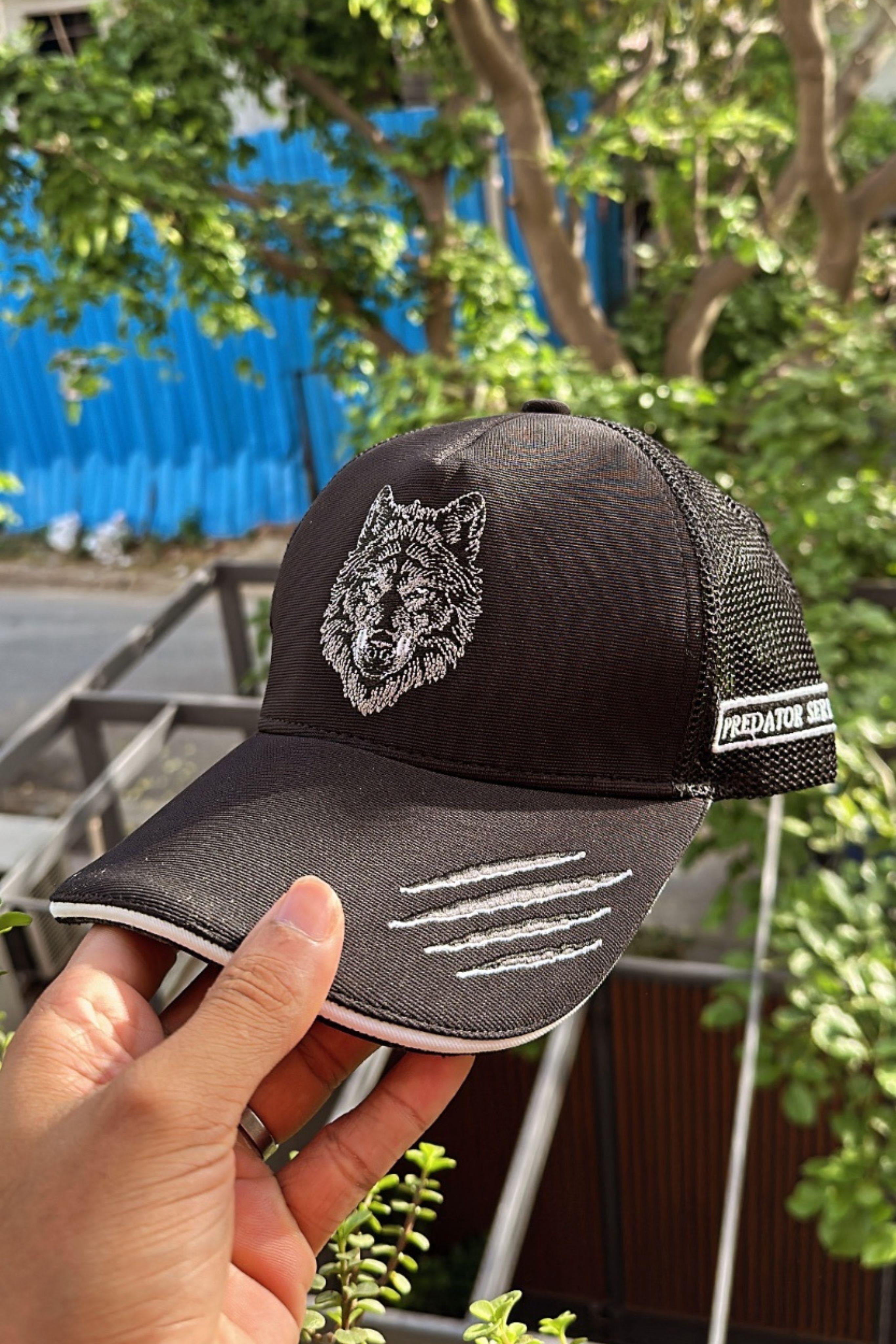 Aranya - black unisex Trucker cap