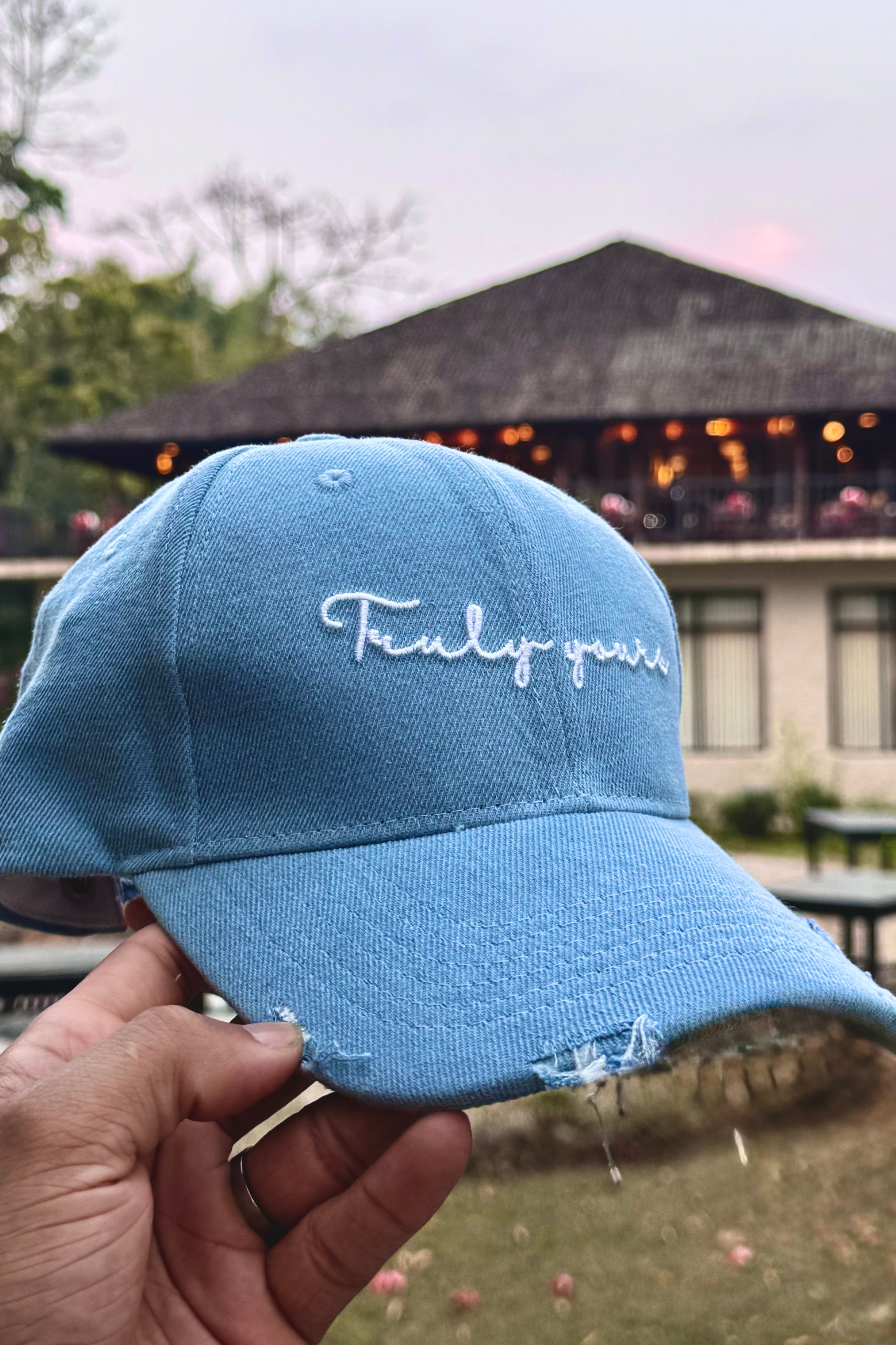Truly yours - 6 panel denim baseball cap