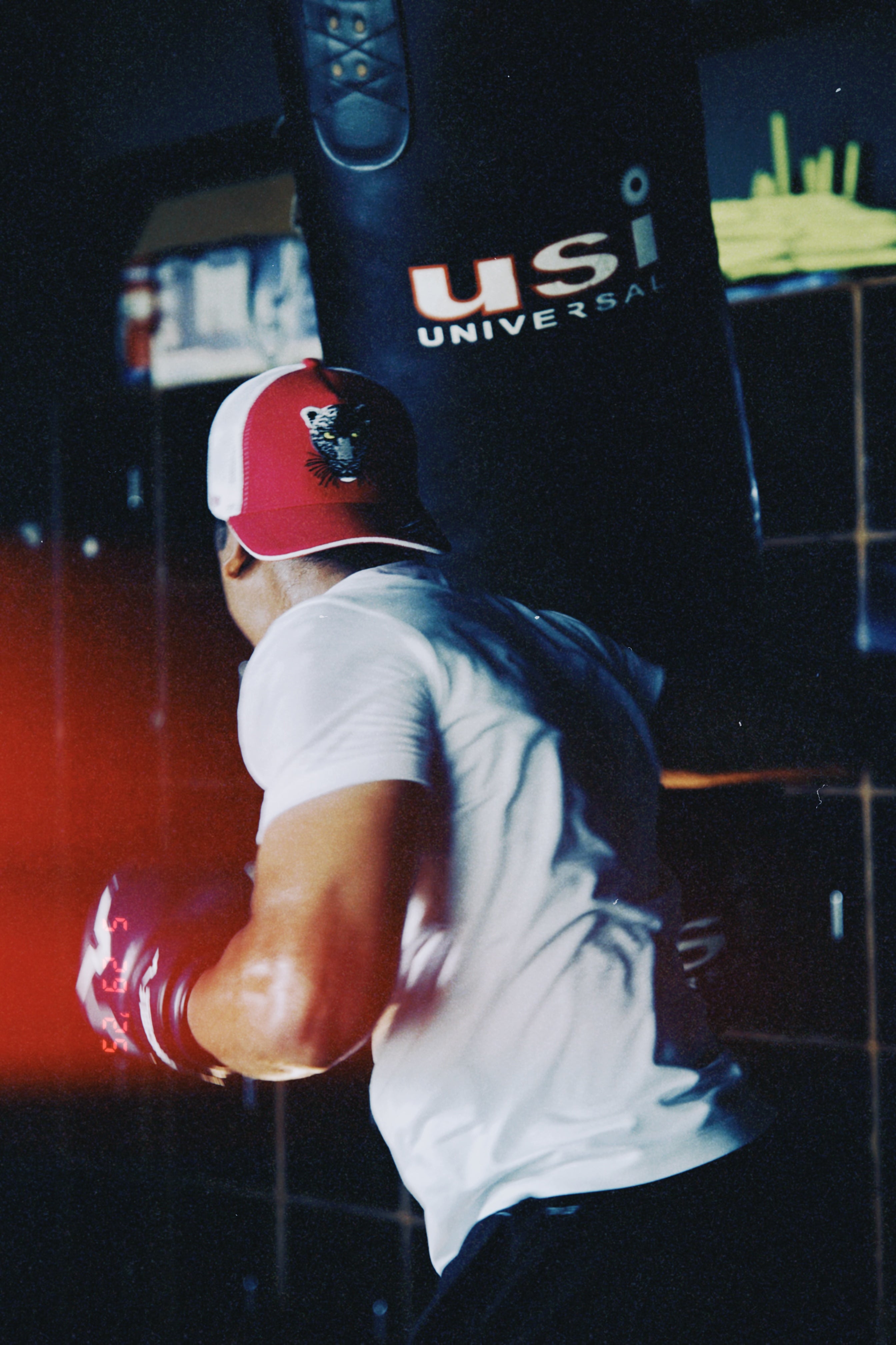 Shyran - Dark Pink/White Unisex Trucker Cap