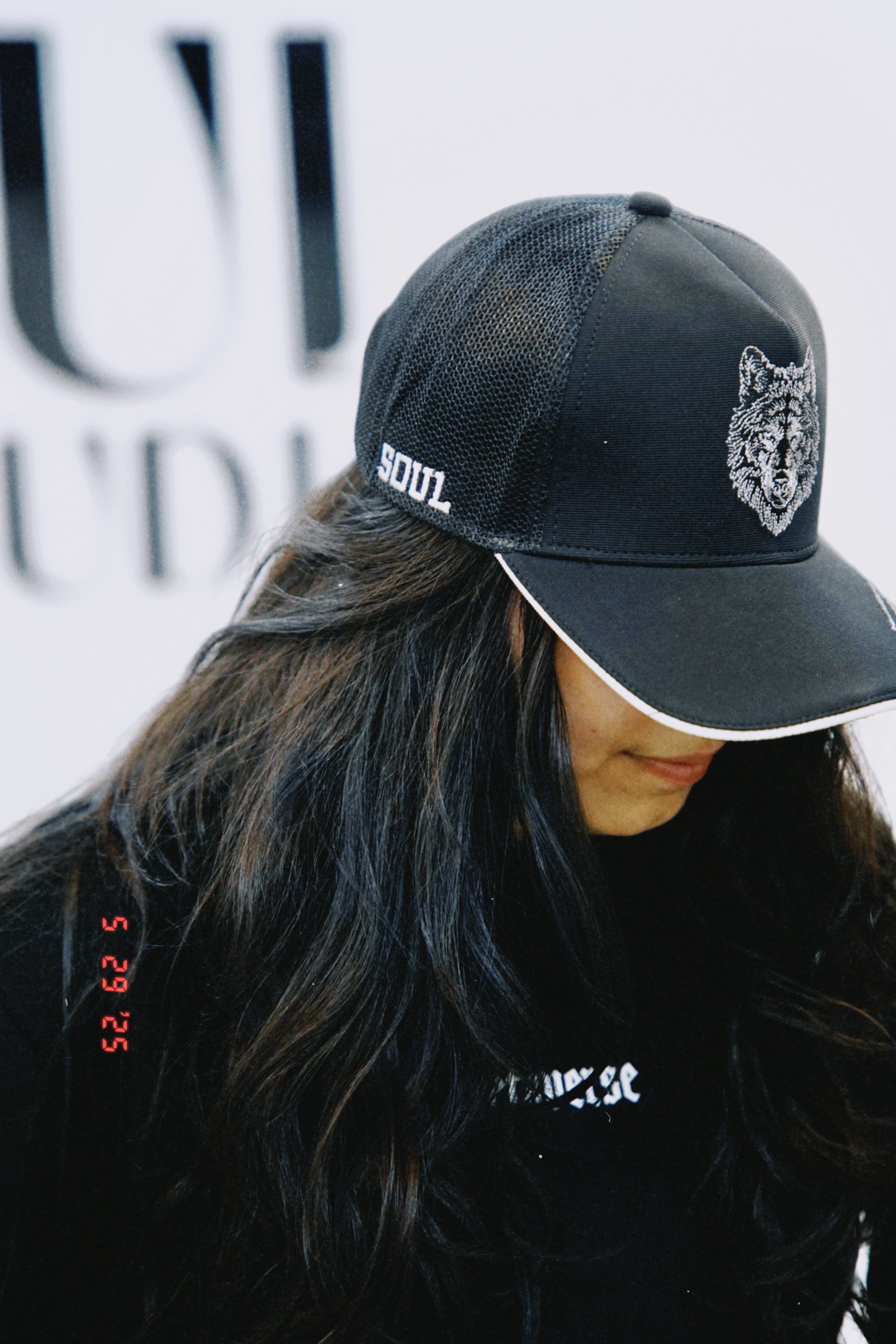 Aranya - black unisex Trucker cap